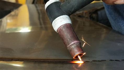 welding thin metal sheets